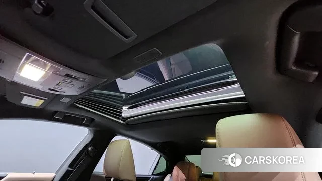 Lexus ES300h 7th generation 2023 Белый из Кореи, фото 6