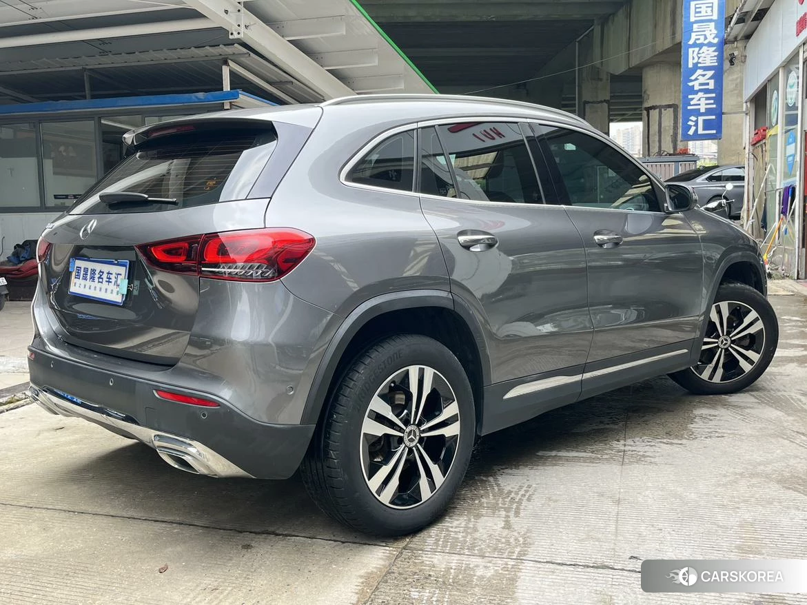 Mercedes-Benz GLA 2020 Серебристо-серый из Китая, фото 6