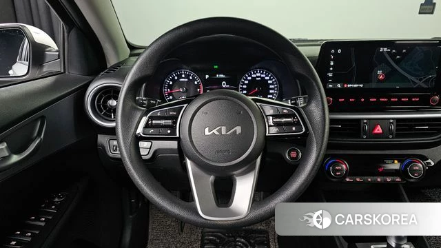 Kia The New K3 2nd generation 2023 Белый из Кореи, фото 6