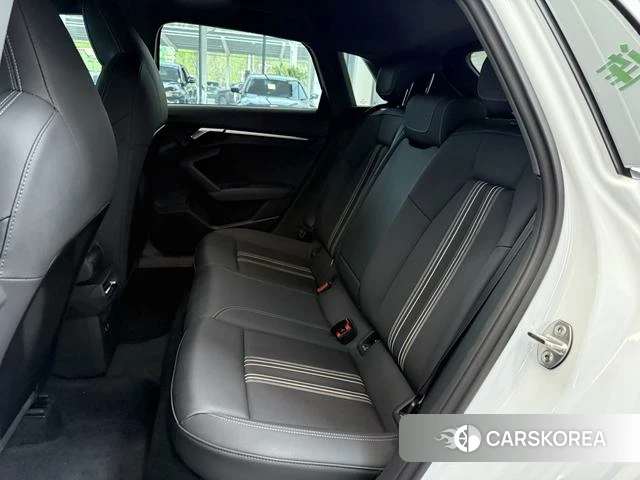 Audi A3 2023 Белый из Китая, фото 6