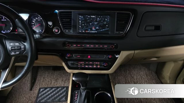 Kia The New Carnival 2019 Белый из Кореи, фото 6