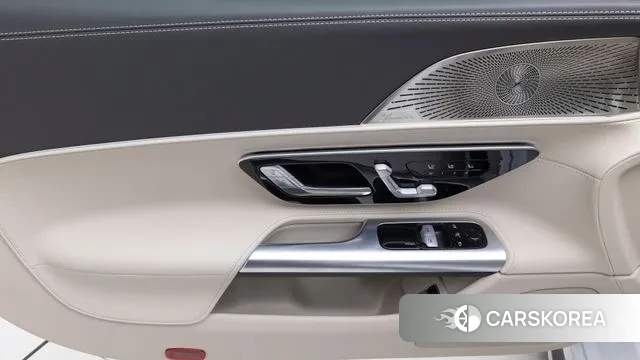 Mercedes-Benz AMG GT C192 2025 Белый из Кореи, фото 6