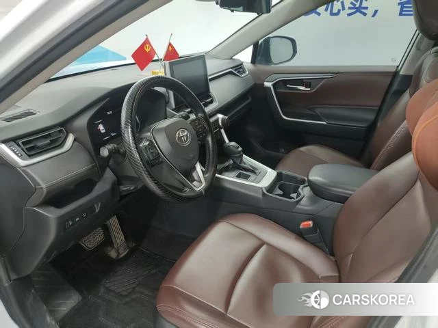 Toyota RAV4 Rongfang 2021 Белый из Китая, фото 6