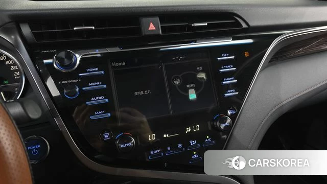 Toyota Camry (XV70) 2020 Коричневый из Кореи, фото 6