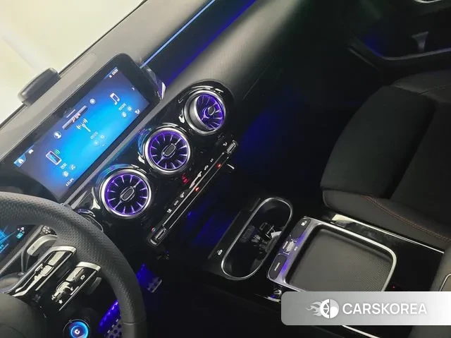 Mercedes-Benz A-Class W177 2024 Черный из Кореи, фото 6