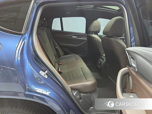 BMW X4 (G02) 2025 Черный из Кореи, фото 6