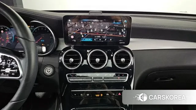 Mercedes-Benz GLC-Class X253 2021 Белый из Кореи, фото 6