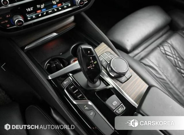 BMW 5 Series (G30) 2018 Синий из Кореи, фото 6