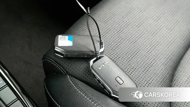Kia The New K3 2nd generation 2024 Серый из Кореи, фото 6