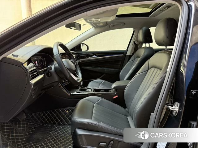 Volkswagen Passat 2023 Черный из Китая, фото 6