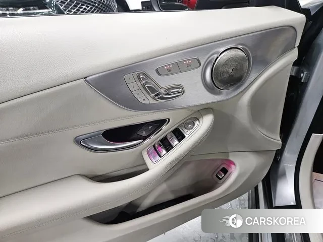 Mercedes-Benz C-Class W205 2019 Серый из Кореи, фото 6