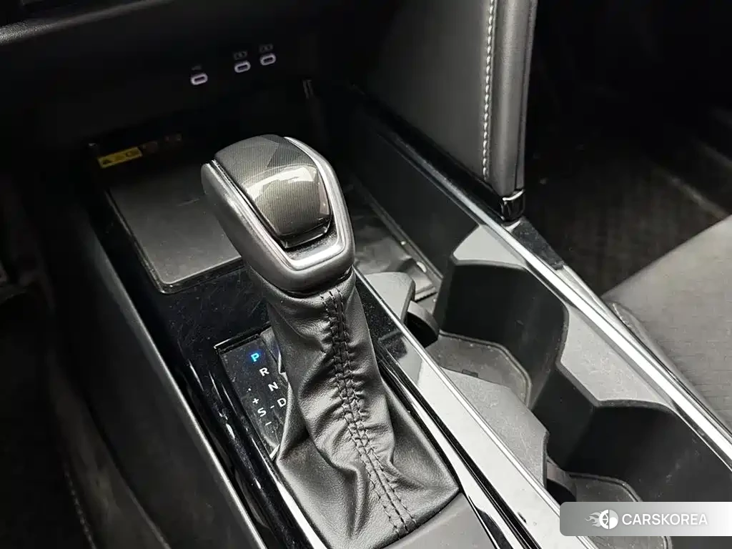 Toyota Camry 2024 Белый из Китая, фото 6