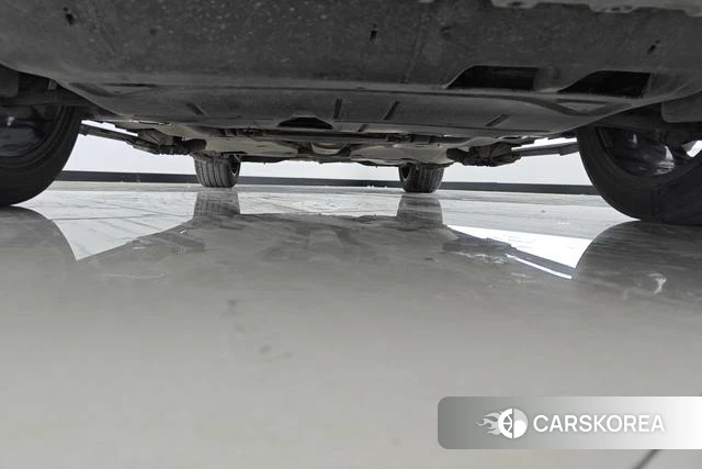 Volkswagen Tiguan L 2021 Темно-серый из Китая, фото 6