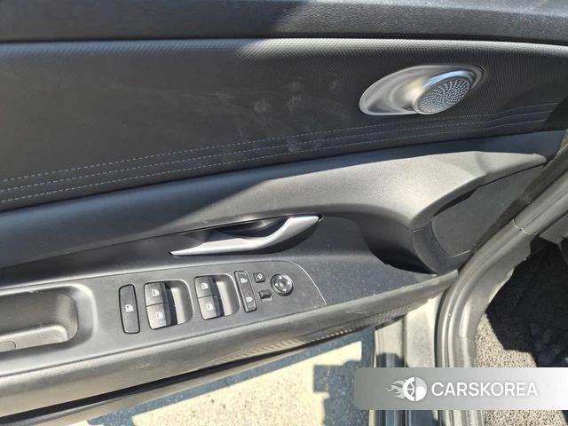 Hyundai Avante Hybrid (CN7) 2021 Темно-зеленый из Кореи, фото 6