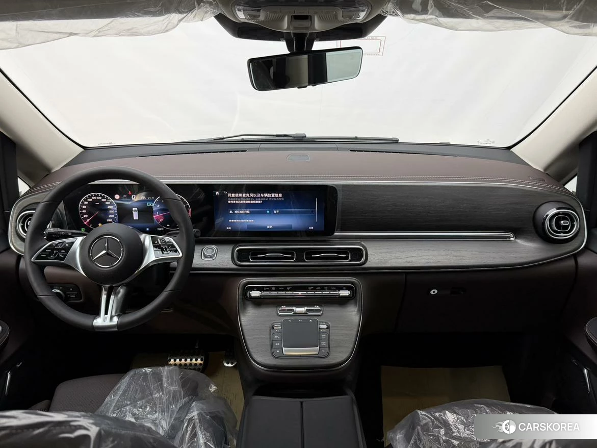 Mercedes-Benz V-class 2024 Черный из Китая, фото 6