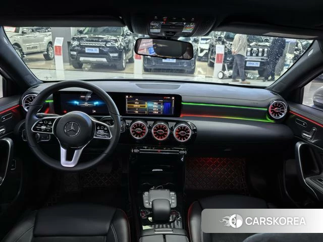 Mercedes-Benz Class A 2022 Белый из Китая, фото 6