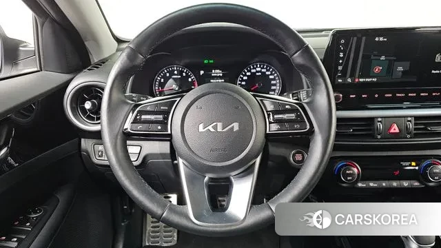 Kia The New K3 2nd generation 2024 Белый из Кореи, фото 6