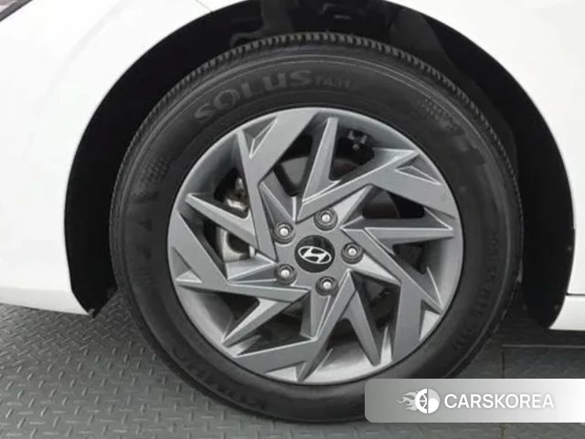 Hyundai The New Avante (CN7) 2023 Белый из Кореи, фото 6