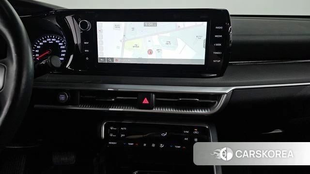 Kia K5 3rd generation 2022 Серебристо-серый из Кореи, фото 6