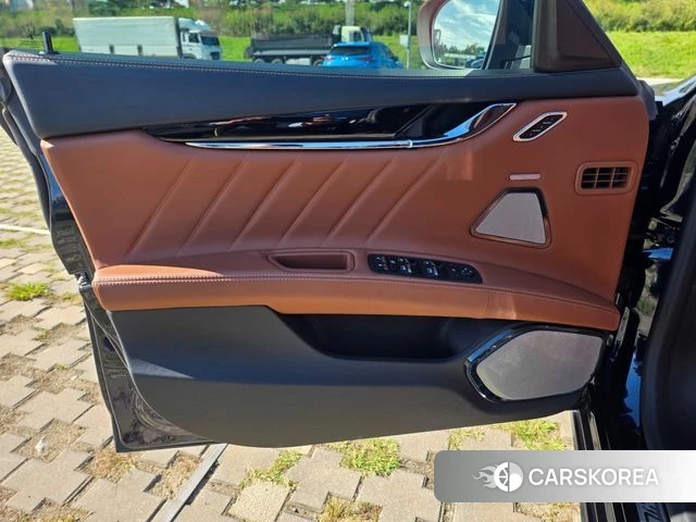 Maserati Quattroporte 2023 Синий из Кореи, фото 6