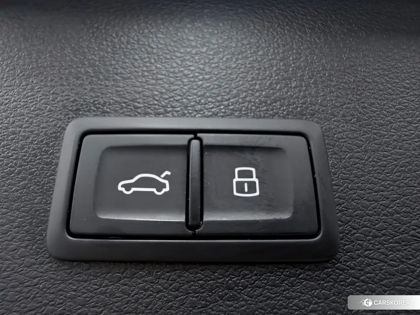 Audi Q2L 2022 Silver/gray из Китая, фото 6