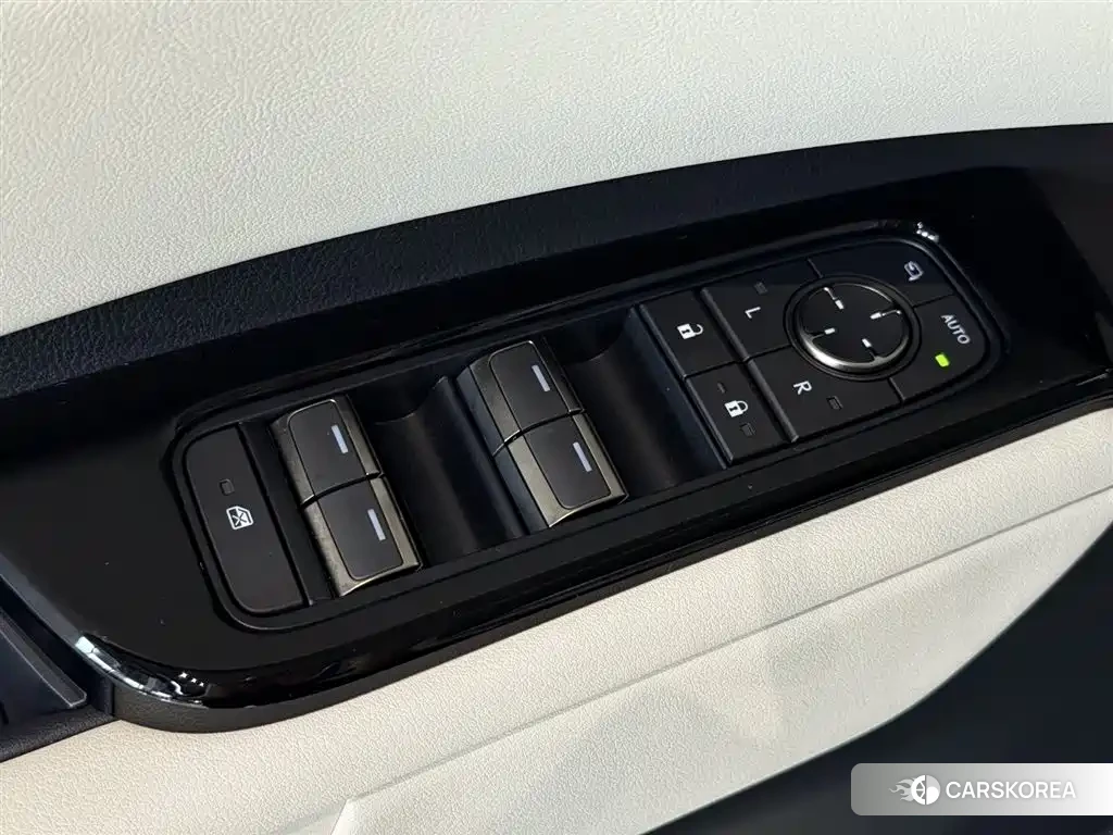 Lexus LM 2026 Черный из Китая, фото 6