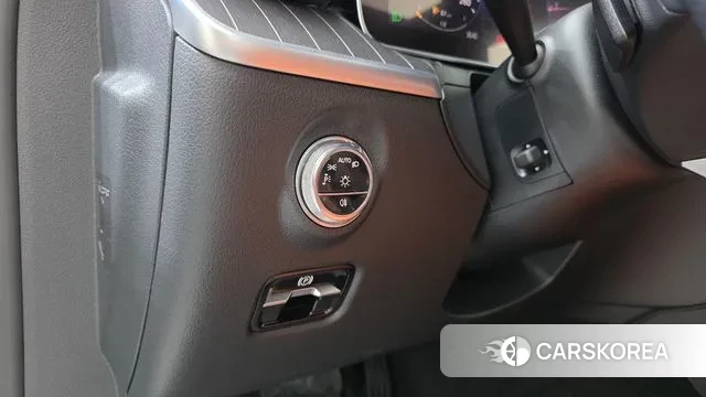 Mercedes-Benz C-Class W206 2024 Белый из Кореи, фото 6