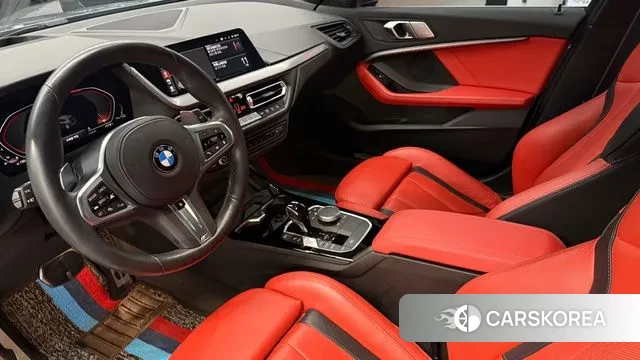 BMW 1 Series (F40) 2023 Серебристо-серый из Кореи, фото 6