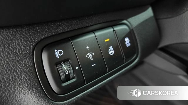 Hyundai Venue 2024 Белый из Кореи, фото 6
