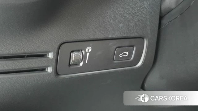 Volvo XC40 2021 Белый из Кореи, фото 6