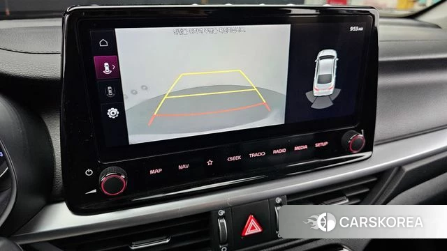 Kia The New K3 2nd generation 2021 Белый из Кореи, фото 6