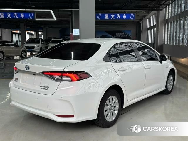 Toyota Corolla 2022 Белый из Китая, фото 6