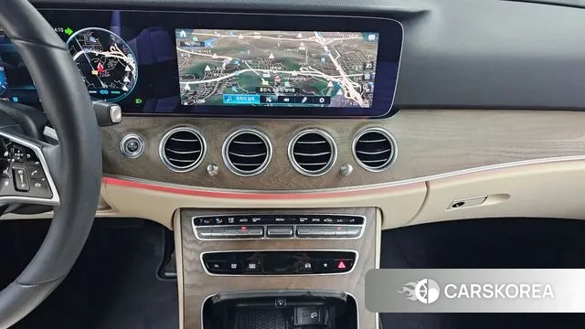 Mercedes-Benz E-Class W213 2023 Синий из Кореи, фото 6