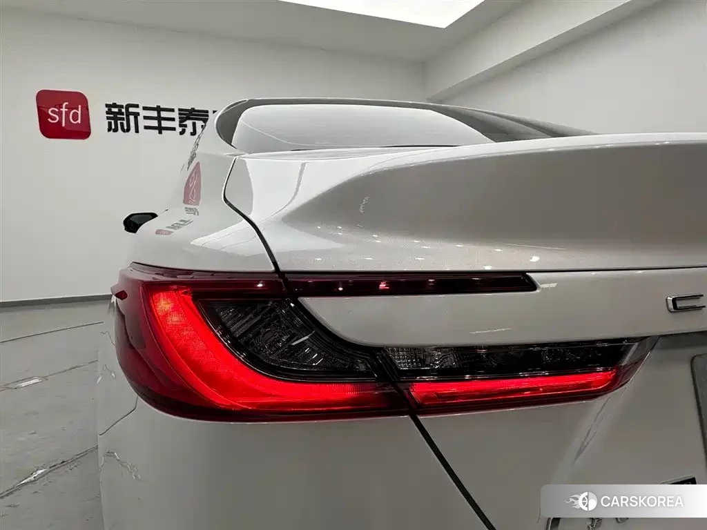 Toyota Camry id 4669219 из Китая 7