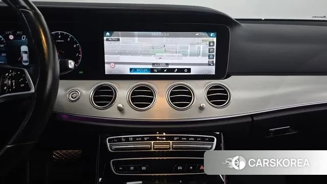 Mercedes-Benz E-Class W213 2021 Черный из Кореи, фото 6