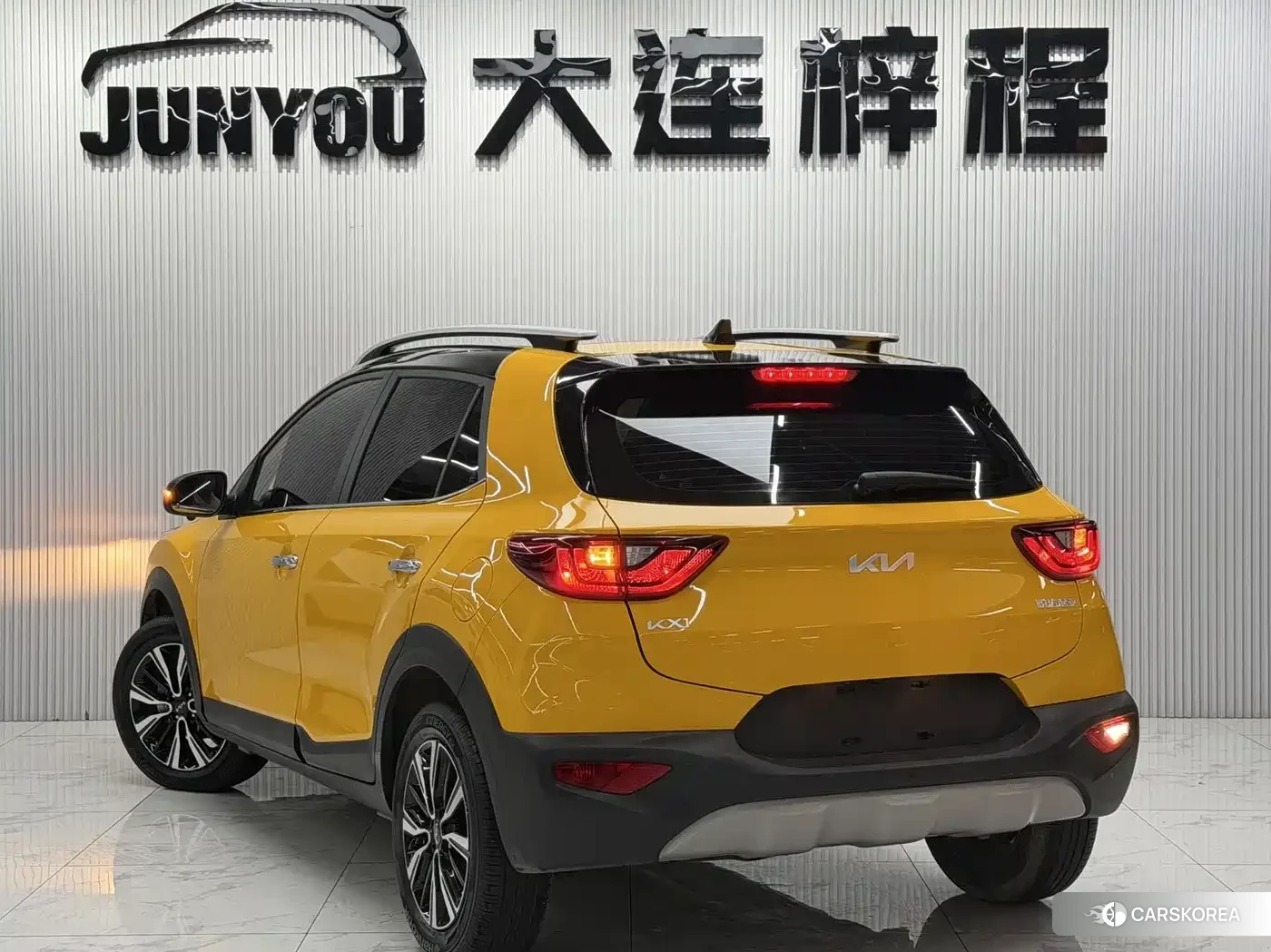 Kia KX1 2024 Yellow/orange из Китая, фото 6