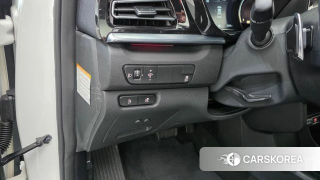 Kia Niro Plus 2023 Белый из Кореи, фото 6