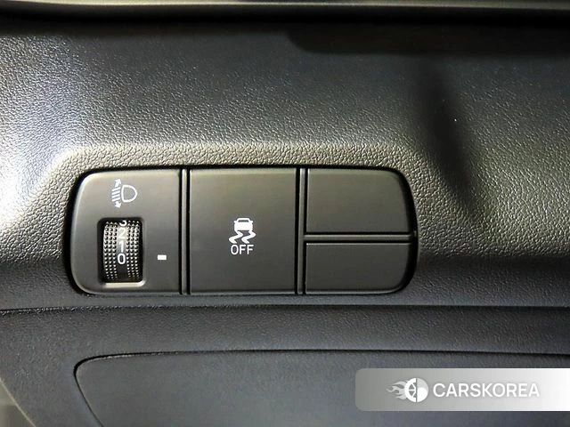 Hyundai The New Avante (CN7) 2024 Серебристо-серый из Кореи, фото 6