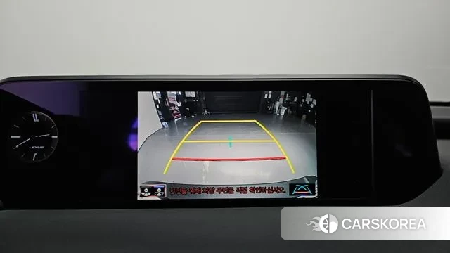 Lexus UX250h 2022 Белый из Кореи, фото 6