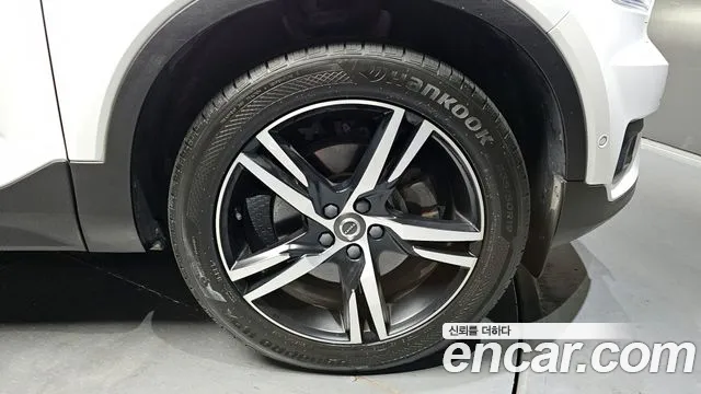 Volvo XC40 id 2763317 из Кореи 6