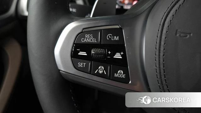 BMW X4 (G02) 2025 Светло-серебряный цвет из Кореи, фото 6
