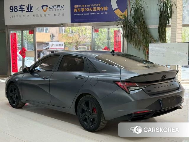 Hyundai Elantra 2023 Темно-серый из Китая, фото 6