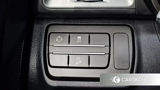 Ssangyong Tivoli Armor 2018 Белый из Кореи, фото 6