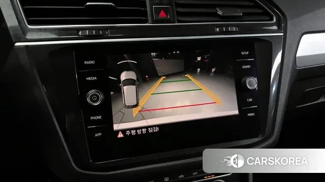 Volkswagen Tiguan second Generation 2018 Белый из Кореи, фото 6