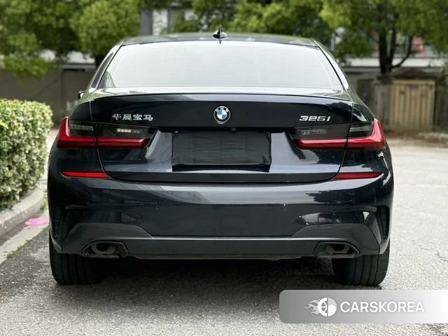 BMW 3 series 2022 Черный из Китая, фото 6