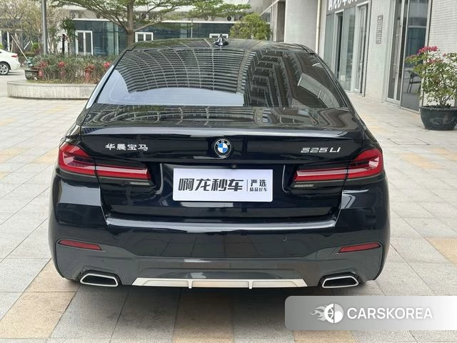 BMW 5 series 2021 Черный из Китая, фото 6