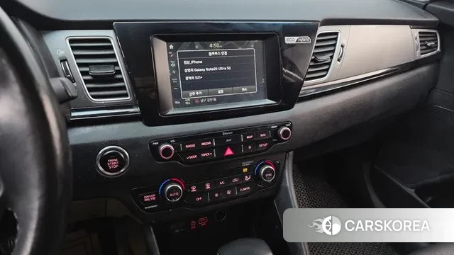 Kia Niro 2018 Белый из Кореи, фото 6