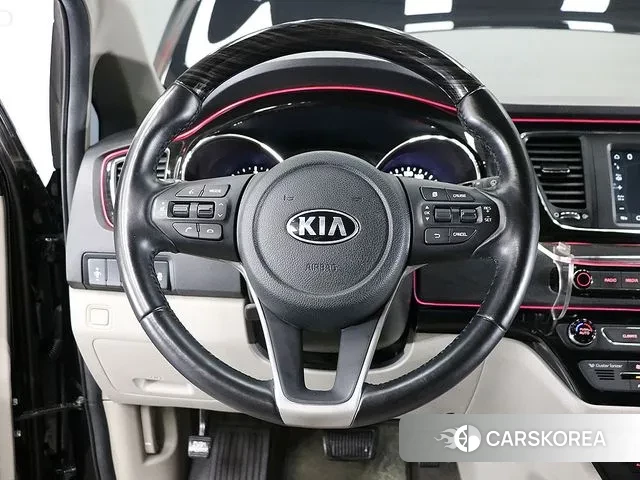 Kia The New Carnival 2019 Черный из Кореи, фото 6