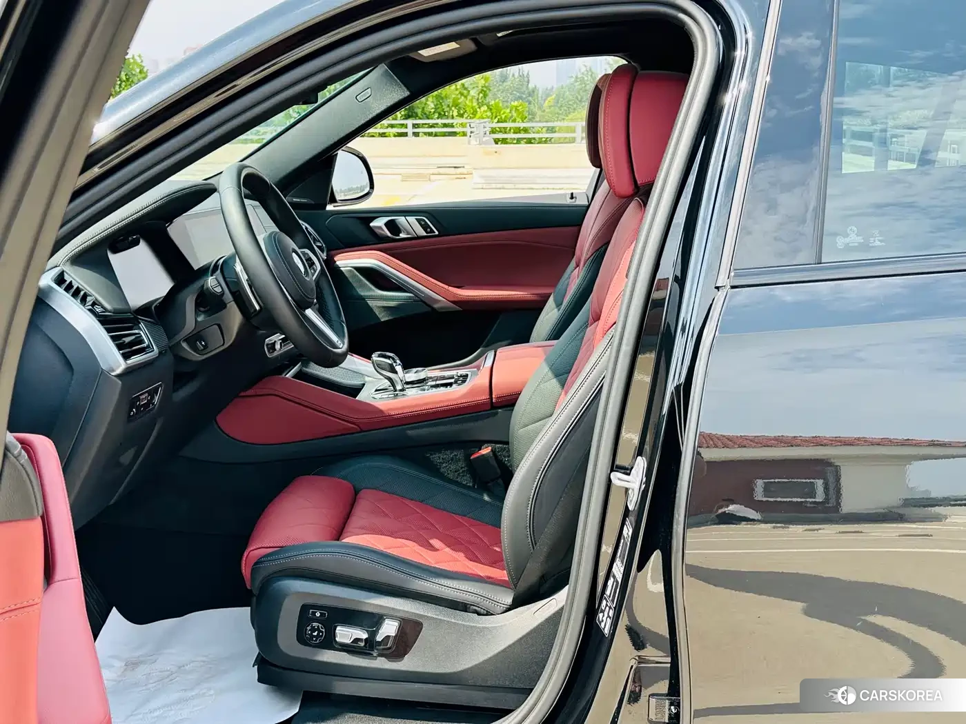 BMW X6 2023 Черный из Китая, фото 6