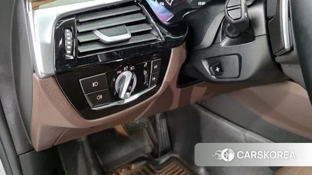 BMW 6 Series GT (G32) 2019 Белый из Кореи, фото 6